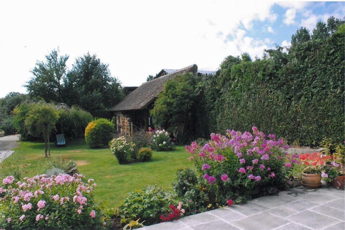 Chambre D'Hote Courtoux Saint-Denis-sur-Sarthon 外观 照片
