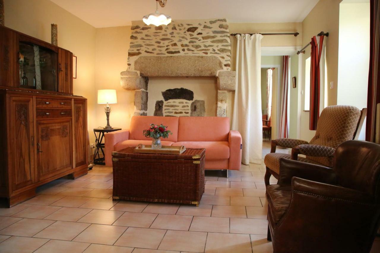 Chambre D'Hote Courtoux Saint-Denis-sur-Sarthon 外观 照片